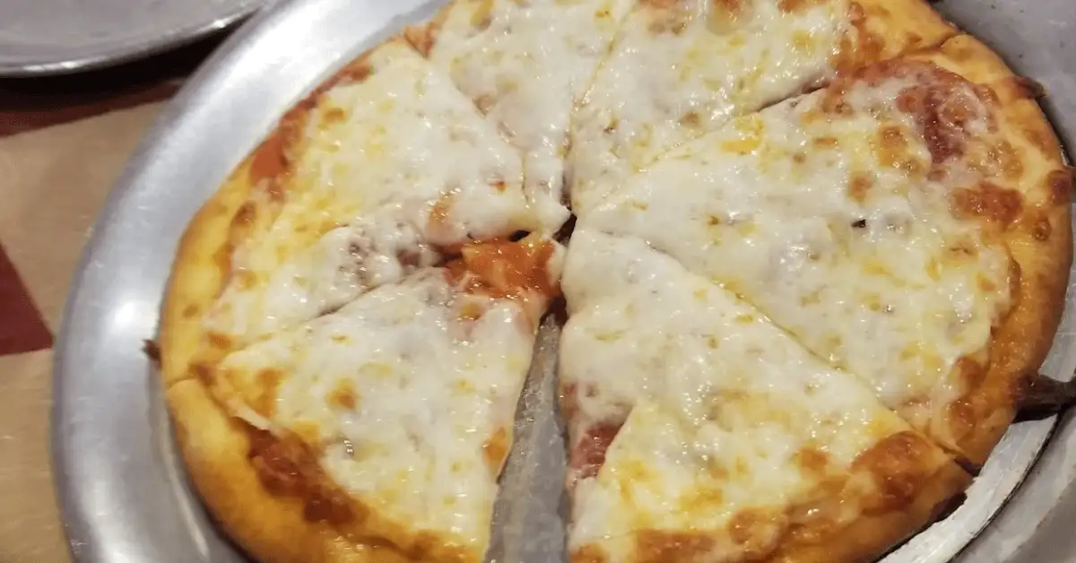 Romano's Signature White Pizza